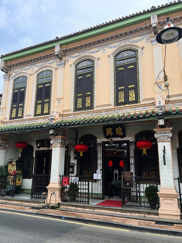 A Glimpse into Baba and Nyonya Heritage