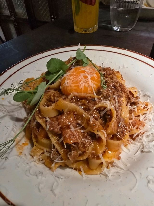 必試「上環新寵」🍝✨ Sofi PASTA Co. ，IG打卡甜品仲係隱藏亮點！😍