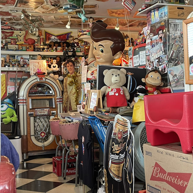 【平塚🇯🇵】平塚に急に現れる異世界🇺🇸 PEPPERS DRIVE-IN