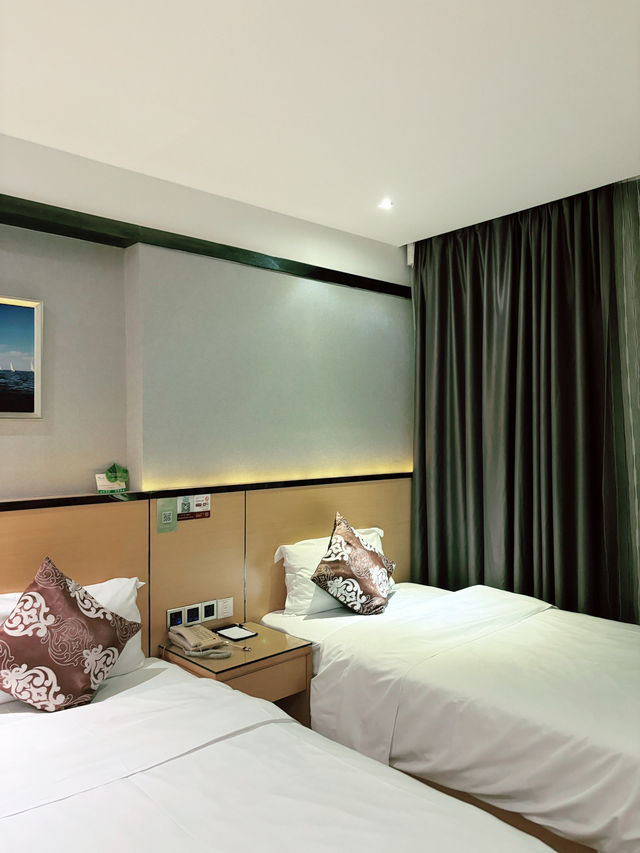 Linghang Shenzhen Hotel