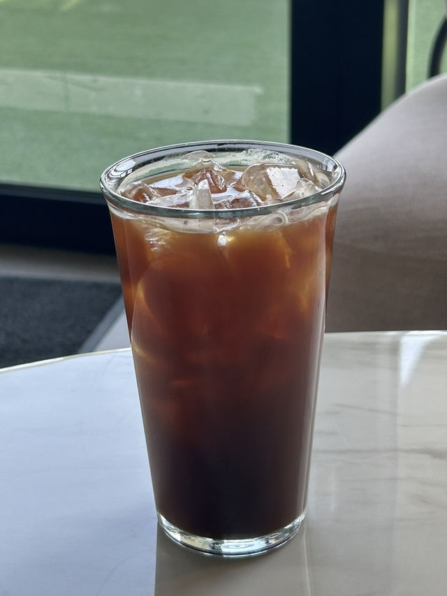 청주 문화제조창 속 감성 대형 카페, 보이드맨션에서의 여유로운 시간 ☕️🖼️