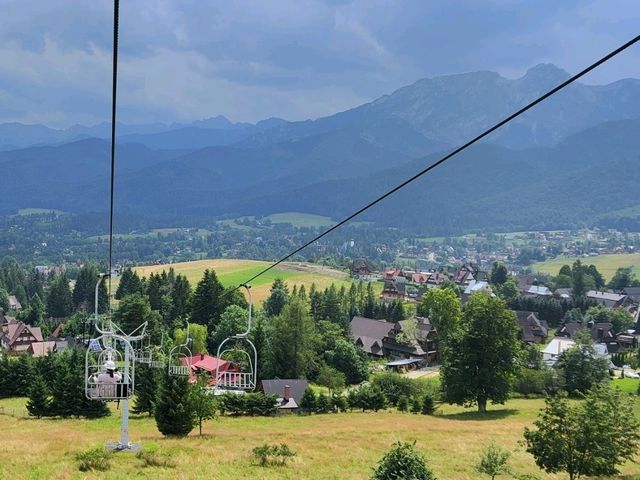 Zakopane市區搭軌道纜車上Gubałówka山小健行