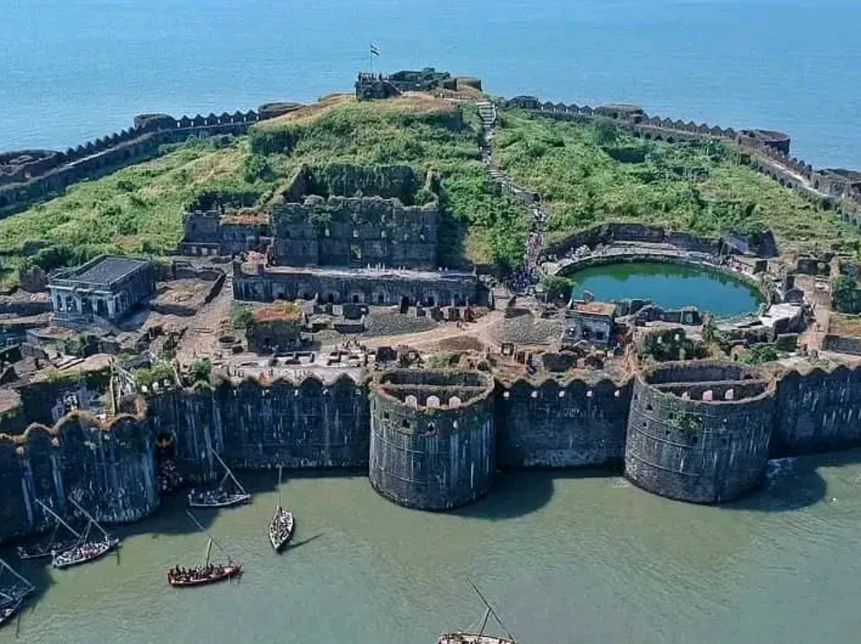 Murud-Janjira: The Invincible Sea Fort That Defied Time