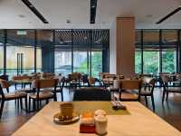 "Urban Simplicity with a Touch of Marriott Comfort"