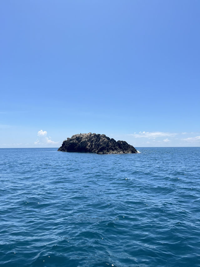 เกาะเล่าปี่ (ยือลาปี) สายบุรี 