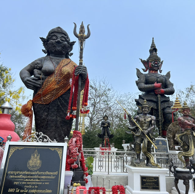 อุทยานพระฤาษี ที่ใหญ่ที่สุดในโลก ” องค์แรก “