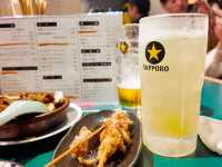 🍶 [🇯🇵福岡] 昼から楽しめる！天神南の人気居酒屋「食堂うめぼし 天神南」