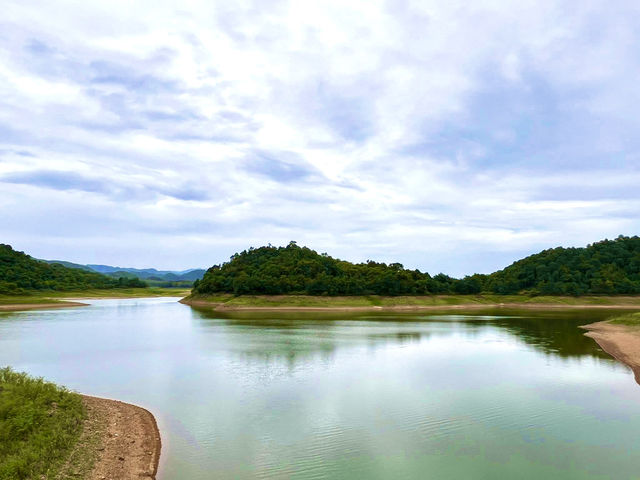歴史と自然、そして癒しの時間がここに☀️✨ #ペッチャブリー #タイ旅行 #絶景スポット