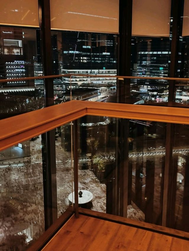💎 Waldorf Astoria Osaka – Pure Elegance in the Heart of the City 🏙️✨