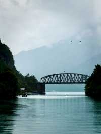 Brienzersee: Where Turquoise Dreams Meet Alpine Peace
