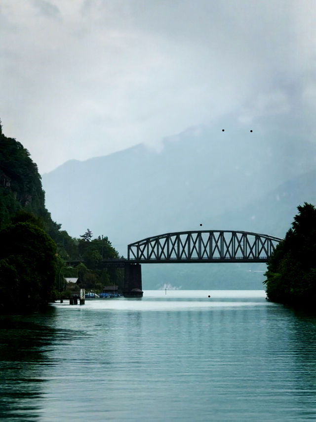 Brienzersee: Where Turquoise Dreams Meet Alpine Peace