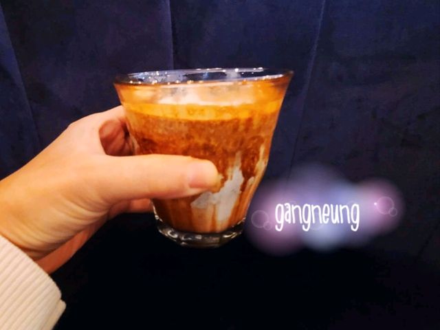강릉의 해안 드라이브코스해변 ☕️바우커피