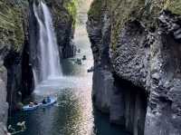 🌿 Takachiho Gorge — Nature’s Masterpiece Worth the Wait