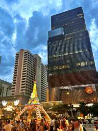 CentralWorld is one of the largest and most popular shopping malls in Bangkok,