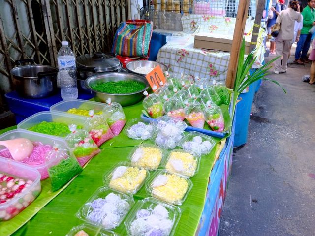 🌿 “สวนพูลวันวาน” ตลาดสายชิล | Ola Market 