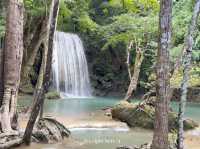 💧🏞️ น้ำตกเอราวัณ – สวรรค์กลางป่ากาญจนบุรี 