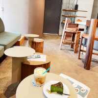 THREE Cafe