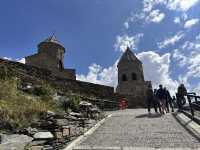 【Kazbegi → Gergeti Trinity Church／ゲルゲティ三位一体教会】