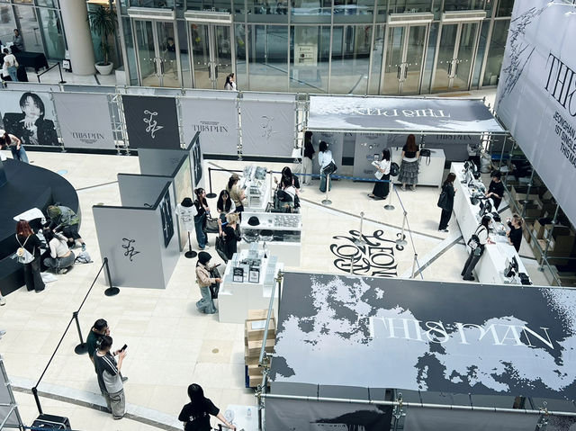 Pop - up store THIS MAN จองฮัน วอนอู