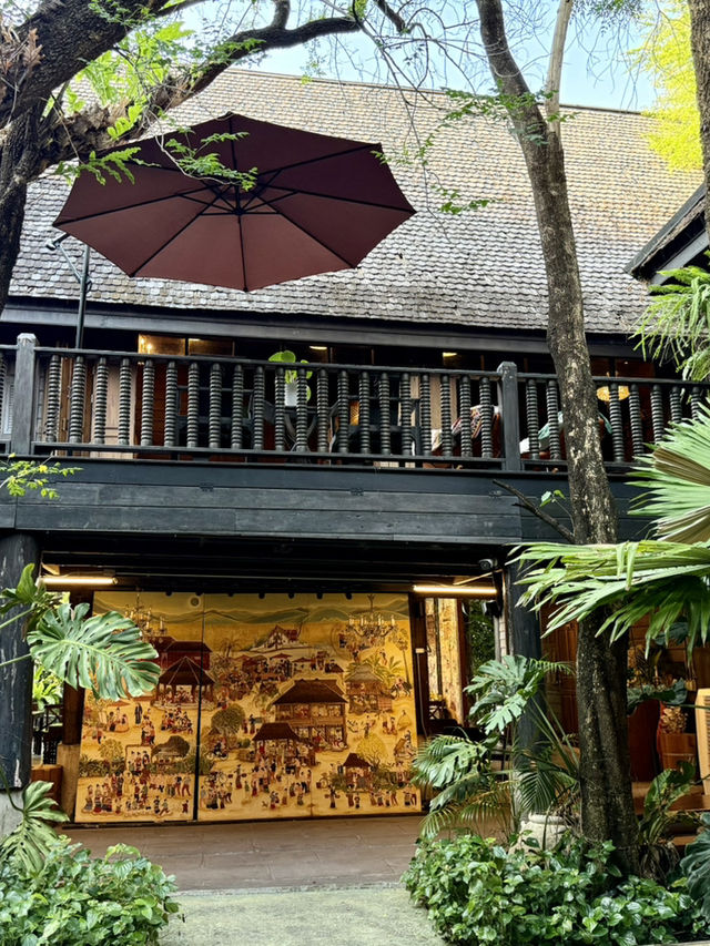 ตามใจคาเฟ่ (Taamjai Café) – สวนชาเขียวร่มรื่น 