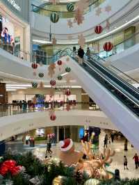 🛍️🌇 Parc Central Guangzhou – The Garden-Inspired Mall in the City’s Heart! 🌿✨