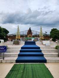 อนุสาวรีย์พระนางจามเทวี ที่ลำพูน