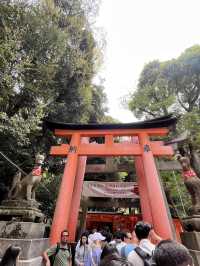 ⛩️🔥⛰️ Fushimi Inari Hike – From 1,000 Gates to the Mountain Peak