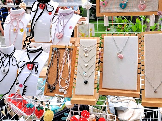 ตะลักเกี้ยะ x นางเลิ้ง | ตลาดศิลปะสุดชิก