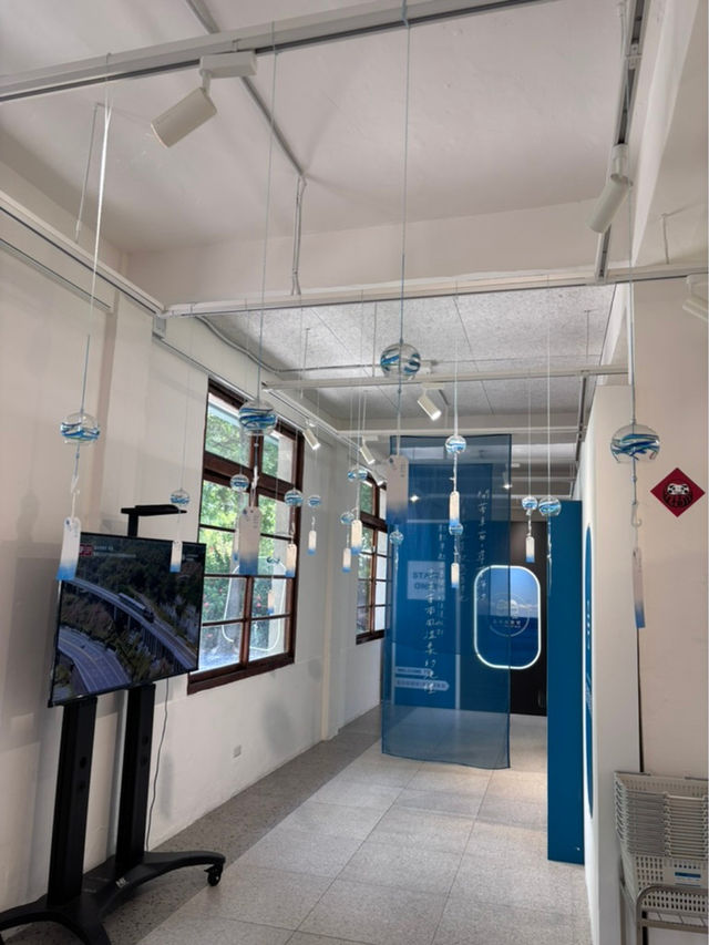 屏東枋寮藍皮意象館：鐵道文化的休憩站點🚂