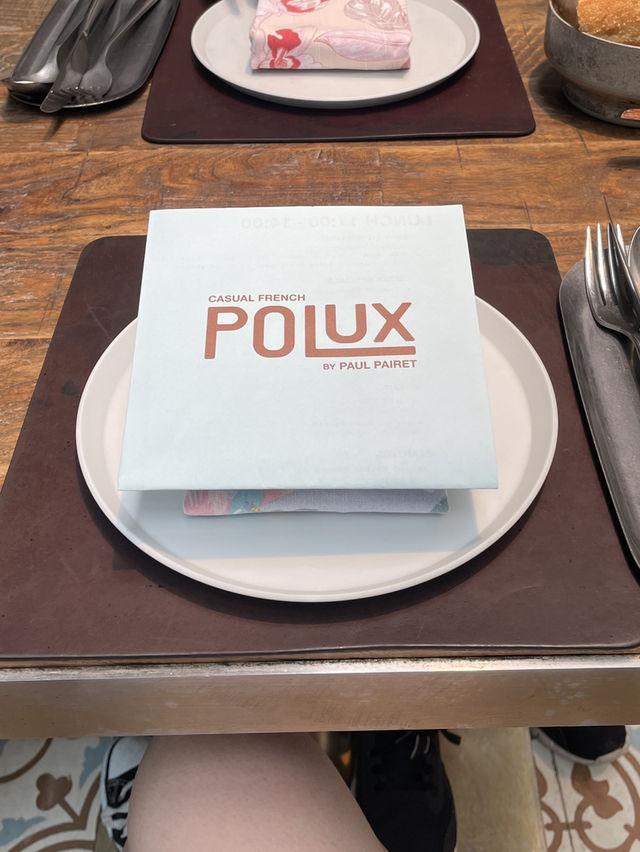 韓国人インフルエンサーがこぞって行く上海にあるブランチカフェ"polux"🍽️