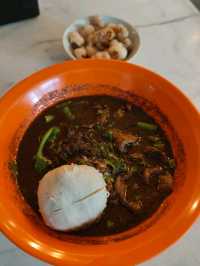🍜 : Dx Playground ก๋วยเตี๋ยวเรือ อร่อยในเมืองทอง