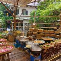 บ้านข้างวัด (Baan Kang Wat), เชียงใหม่