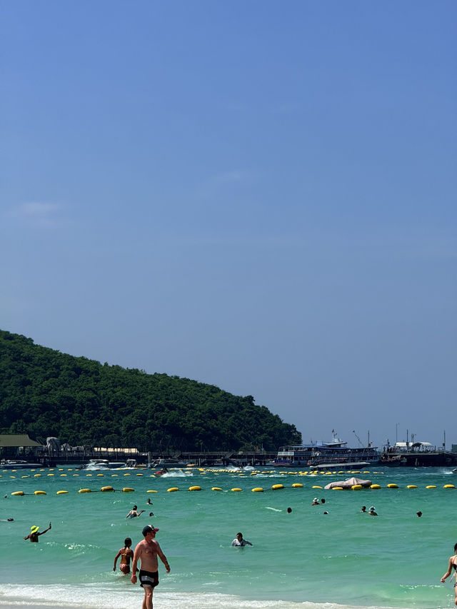 เที่ยวเกาะล้าน ชลบุรี 1 วัน
