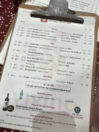 Uncorking Experiences at Vivino Wine Shop in Singapore 🇸🇬 