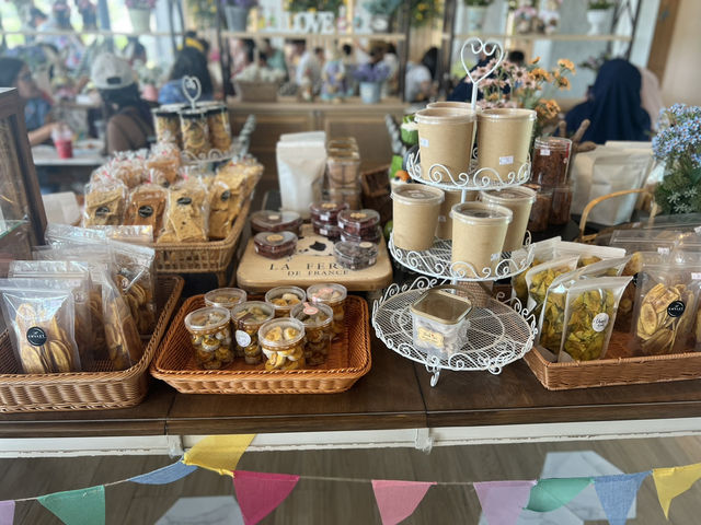 The Chalet Cafè พัทยา