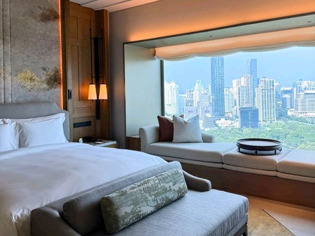曼谷 | Dusit Thani Bangkok 座擁公園樹海的美麗景色