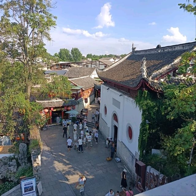 Stone Walls and Living History, Exploring Qingyan Ancient Town Stone Walls and Living History, Exploring Qingyan Ancient Town