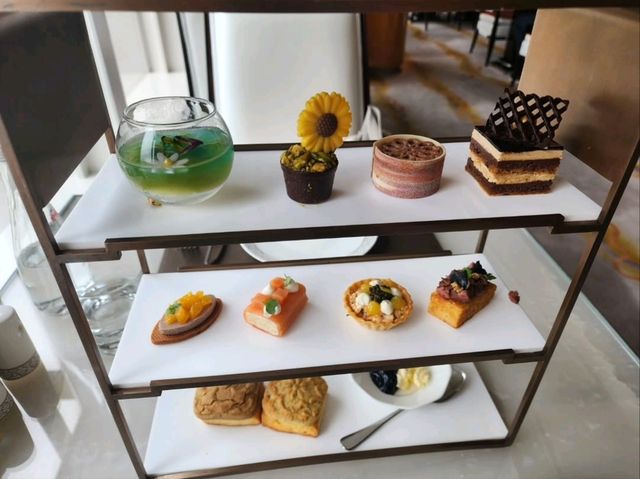 Luxury Stay at Ritz Carlton Shanghai Pudong