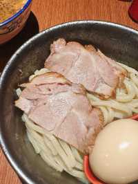 灣仔人氣正宗拉麵店