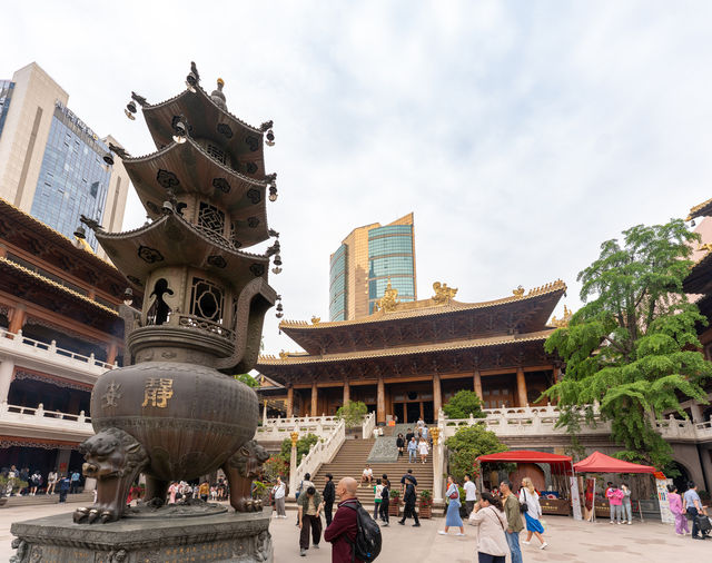 รีวิววัด Jing’an (วัดจิ้งอัน) เซี่ยงไฮ้ 🏮✨