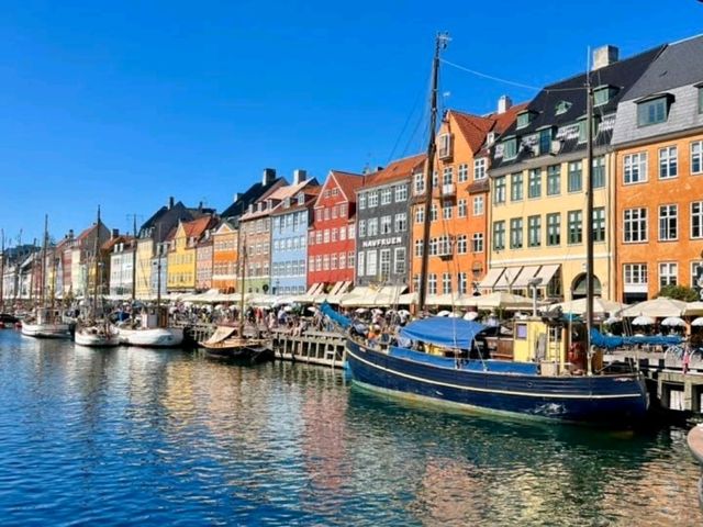 Strolling Through the Colorful Charm of Nyhavn