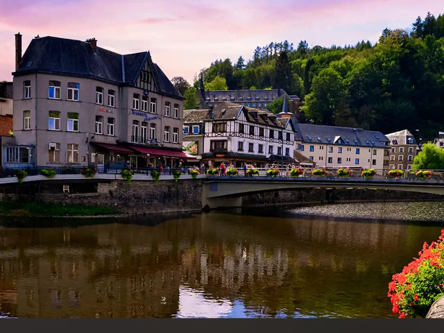 【自然と城跡に癒される町🏞️】ラ・ロッシュ=アン=アルデンヌ(La Roche-en-Ardenne) 【自然と城跡に癒される町🏞️】ラ・ロッシュ=アン=アルデンヌ(La Roche-en-Ardenne)