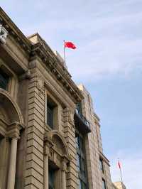 ตึกในย่านฮิตเซี่ยงไฮ้ 🏙️ The Bund กลางวันสวยสะกด!