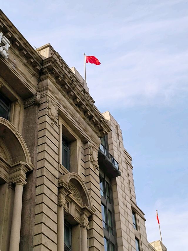 ตึกในย่านฮิตเซี่ยงไฮ้ 🏙️ The Bund กลางวันสวยสะกด! ตึกในย่านฮิตเซี่ยงไฮ้ 🏙️ The Bund กลางวันสวยสะกด!