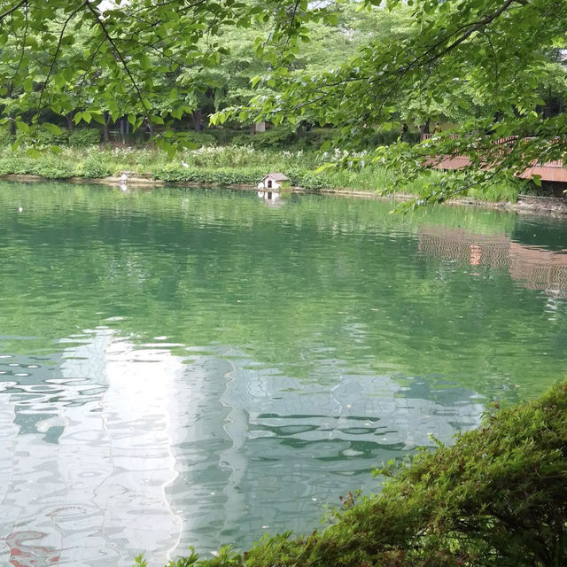 Seokchon Lake Park