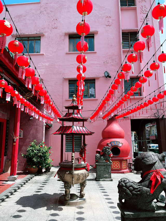 Hiang Thian Siang Ti Temple: Majestic Cultural Gem in Kuching’s Carpenter Street