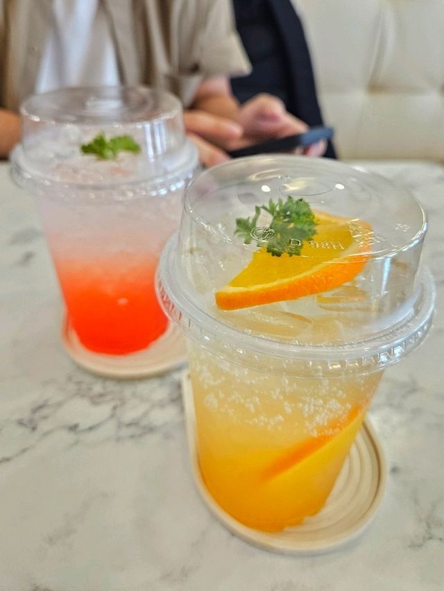 Mashaa Halal Café – A Cozy Halal Spot in Phuket Old Town