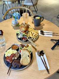 葵興必試!隱世 Season. Cafe|經典美式手打漢堡+全日早餐大滿足🍔🥗