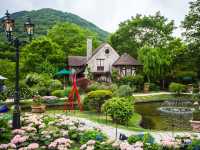 Hakone Venetian Glass Museum