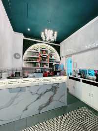 Portico Restaurant & Lounge Bar: Stylish Spot for Western Delights and Cozy Vibes